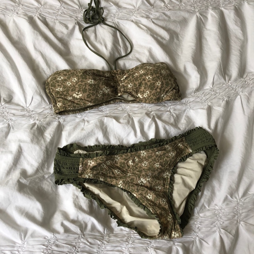 MBMJ Marc by Marc Jacobs 2 pc bikini Large. Great!